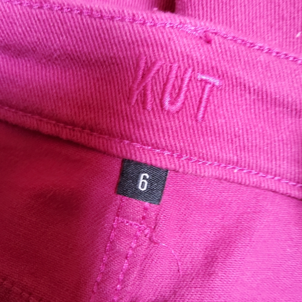 Kut from the Kloth Janne High Waist Shorts Hot Pink Size 6 NWT - Picture 4 of 8